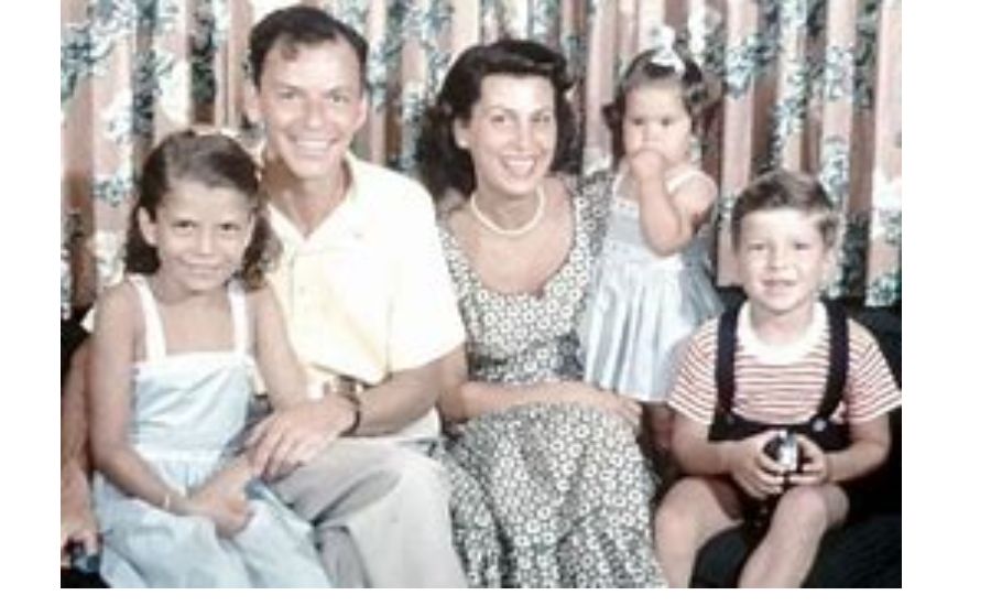 Francine Sinatra Anderson Age & Birth